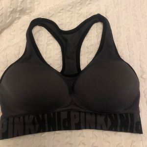 grey sports bra!!